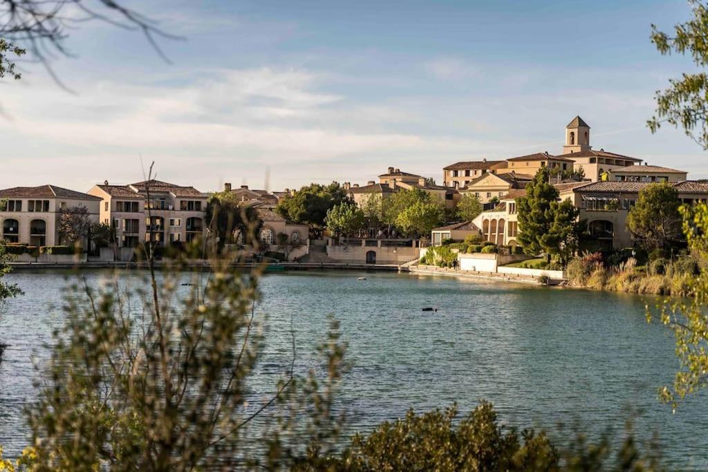 Magnifique Vue Lac Au Golf De Pont-Royal มัลล์มอร์ ภายนอก รูปภาพ